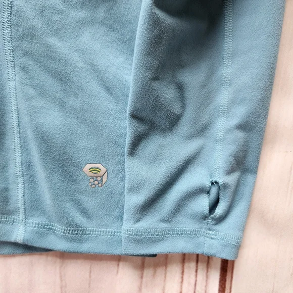 Mountain Hardware "Butter Zippity 1/4 Zip Pullover" Long Sleeve Blue, Women's S - Picture 2 of 6